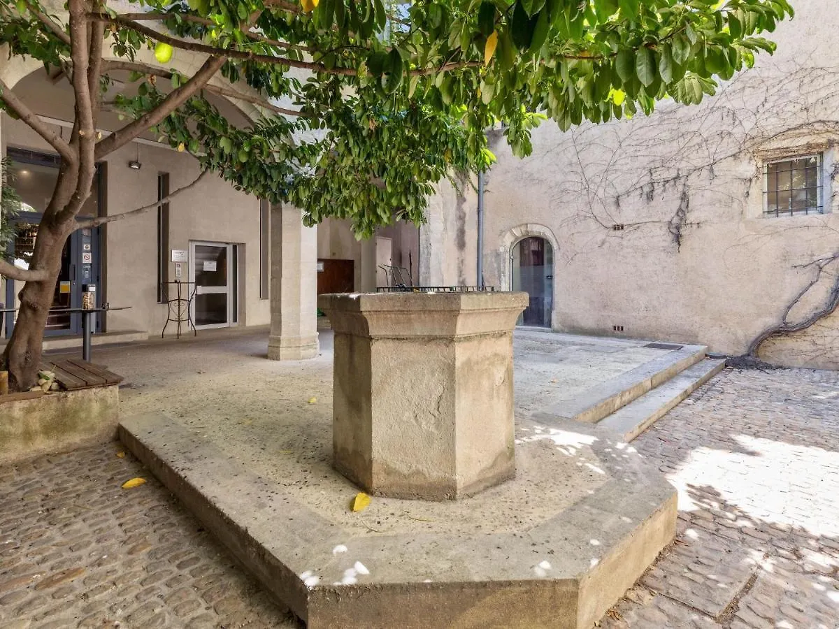 Holiday Home In Avignon Next To The City Centre Appartamento